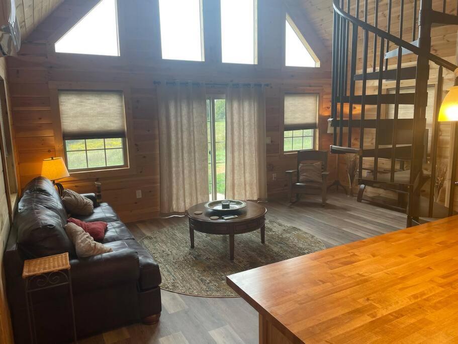 Cozy 1 Bedroom Cabin In The Heart Of Jonesborough Exterior photo